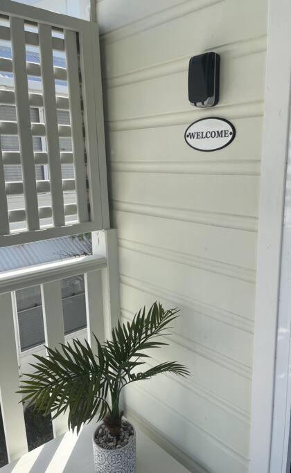 Studio Seaside Self-Contained Apartment 마르쿨라 외부 사진
